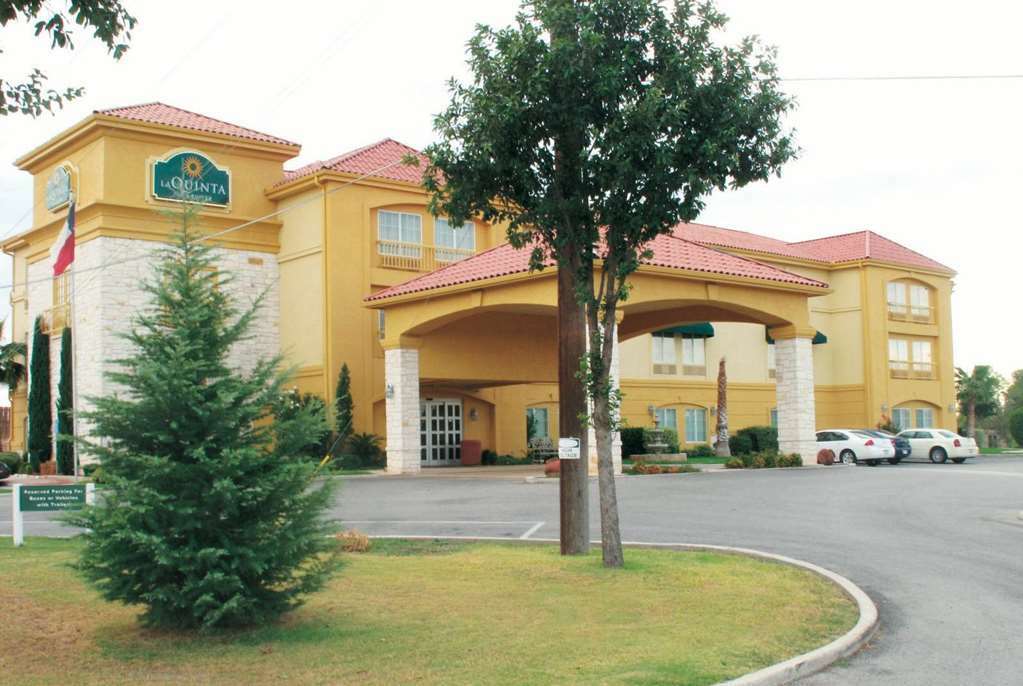 Готель La Quinta By Wyndham Фредеріксбург Екстер'єр фото